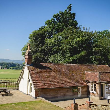 Cowdray Lodge Мідгерст Екстер'єр фото